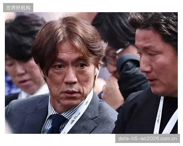 洪明甫的选人兼顾了不同技术特点，为应对不同小组赛对手储备了多种预案。